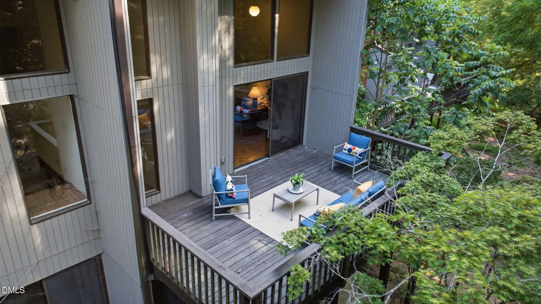 Photo of Unit B at 706 Constitution Drive