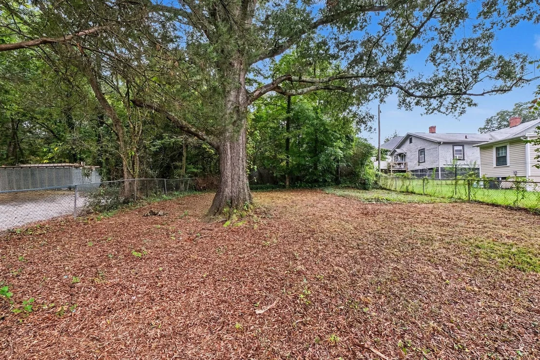Photo of 415 N Guthrie Avenue