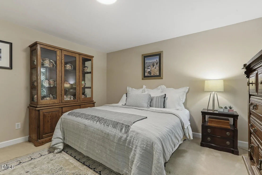 Photo of 429 Grosvenor Drive
