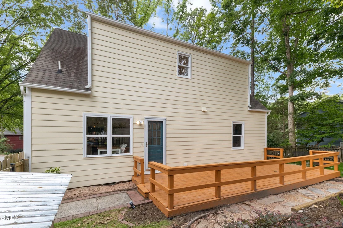 Photo of 1412 Valley Run