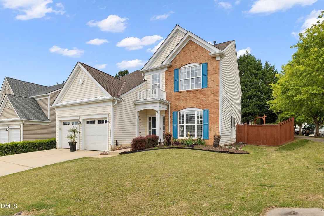 Photo of 7400 Silver View Lane