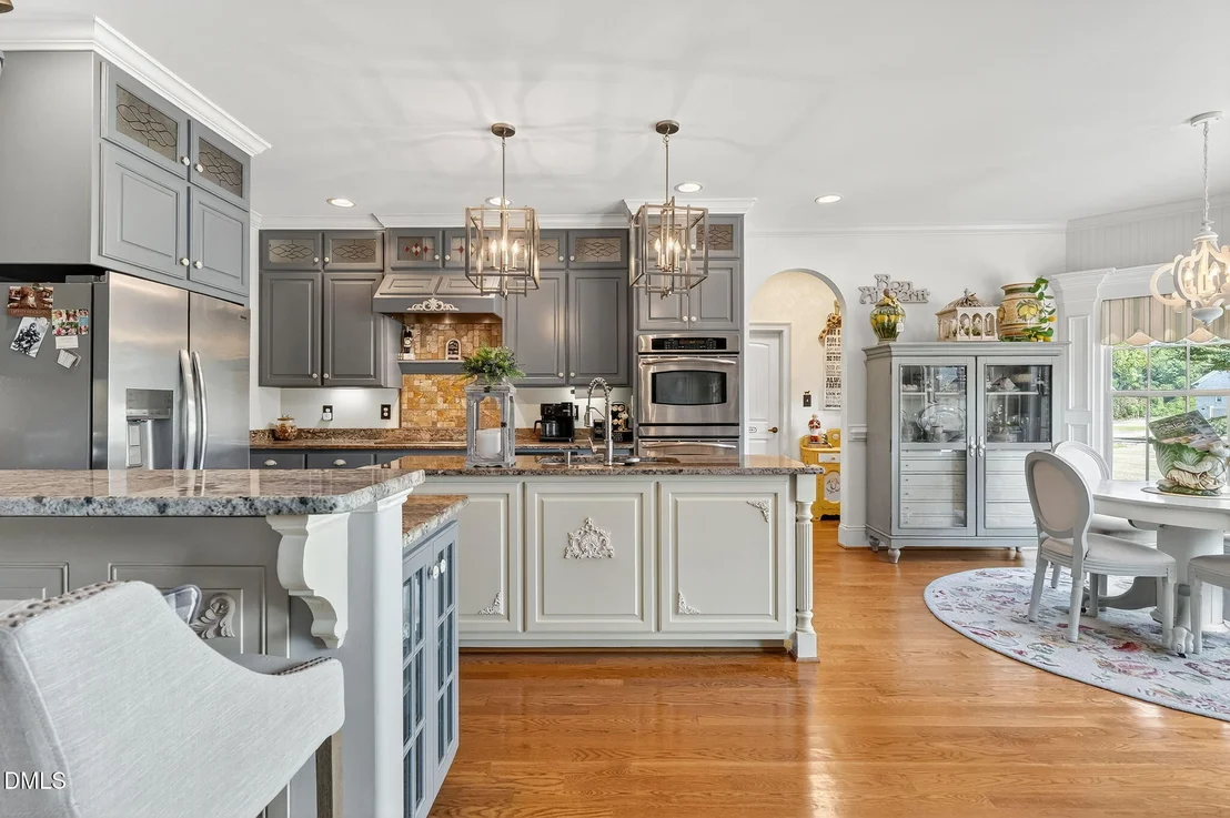 Photo of 296 Shoreline Drive