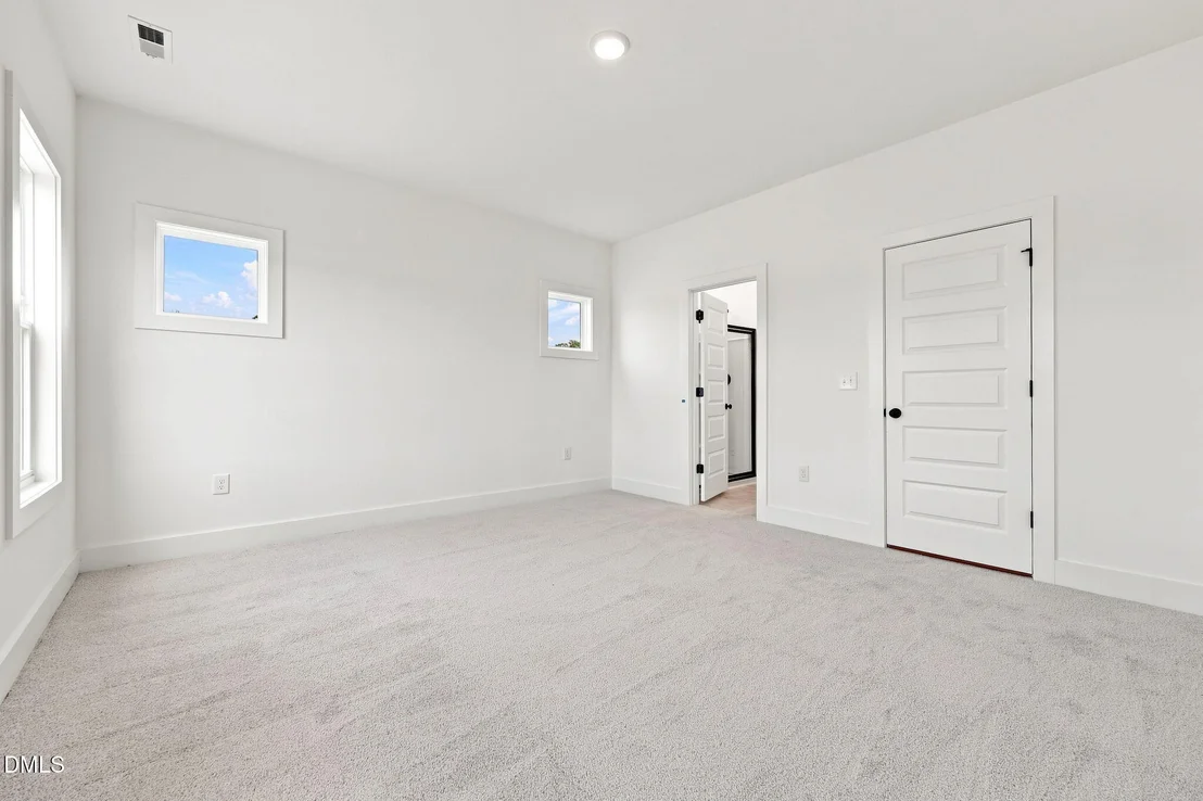 Photo of 155 Grinnell Loop