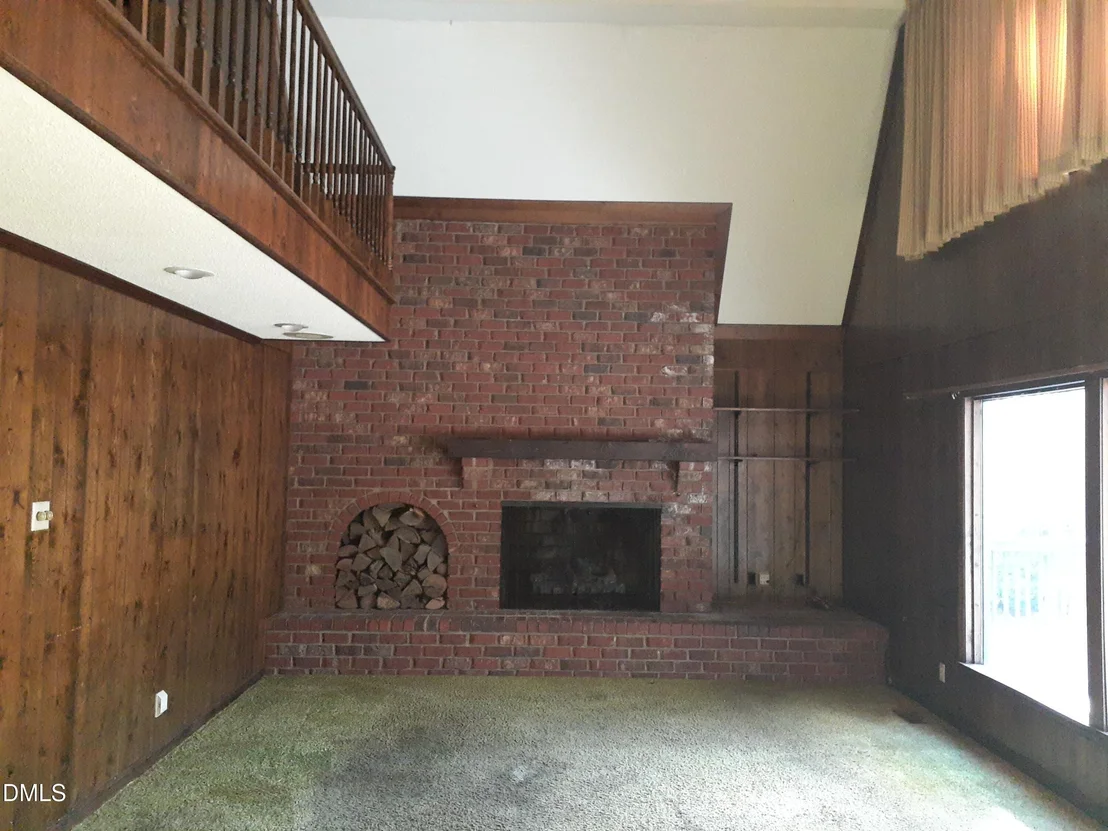 Photo of 1576 Munns Road