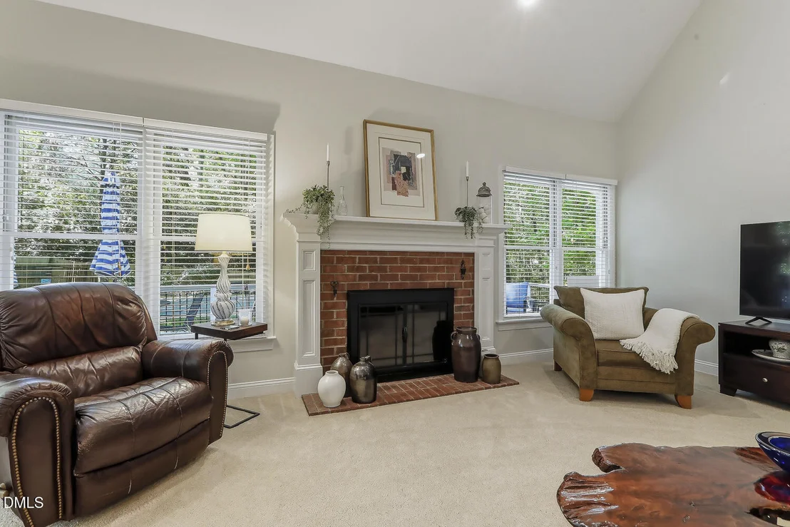 Photo of 429 Grosvenor Drive