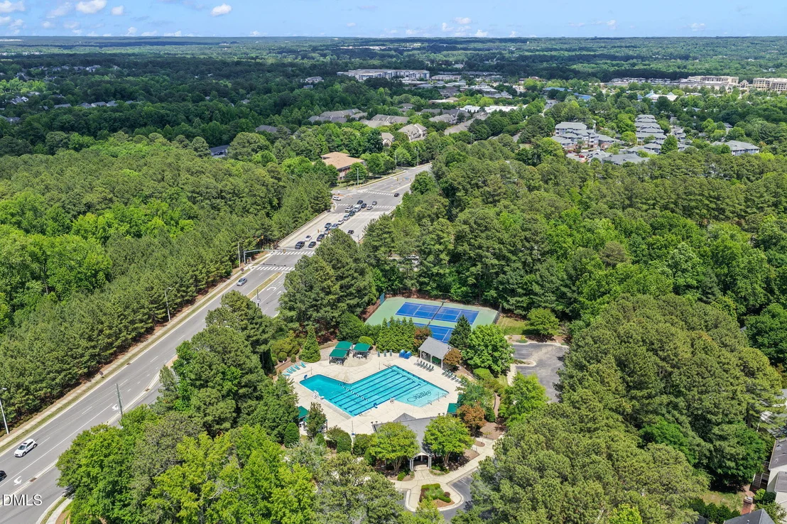 Photo of 102 Ormsby Court