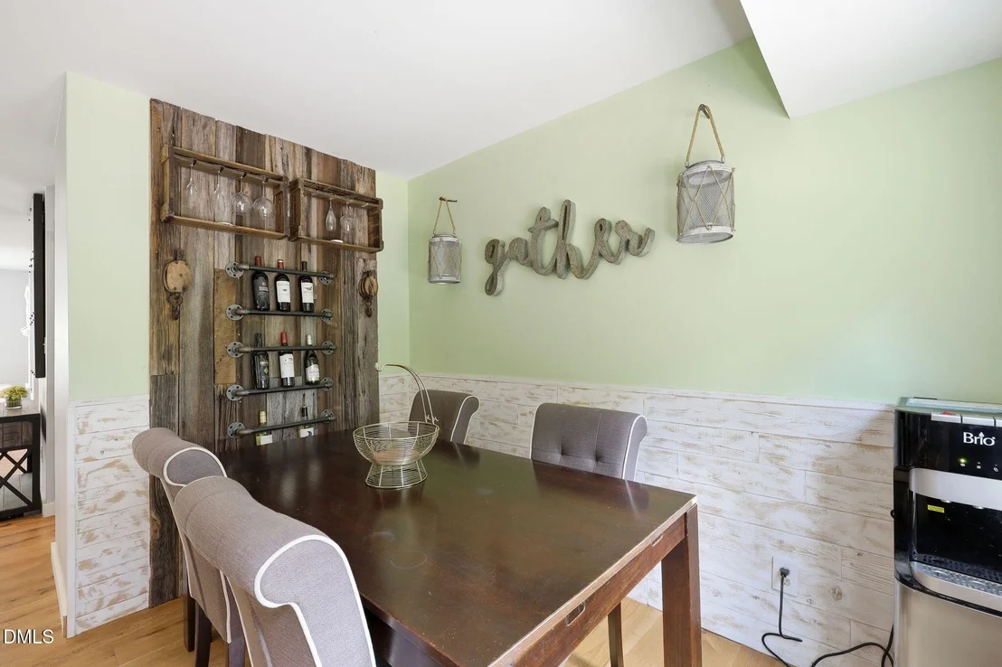 Photo of 224 Rosehaven Drive