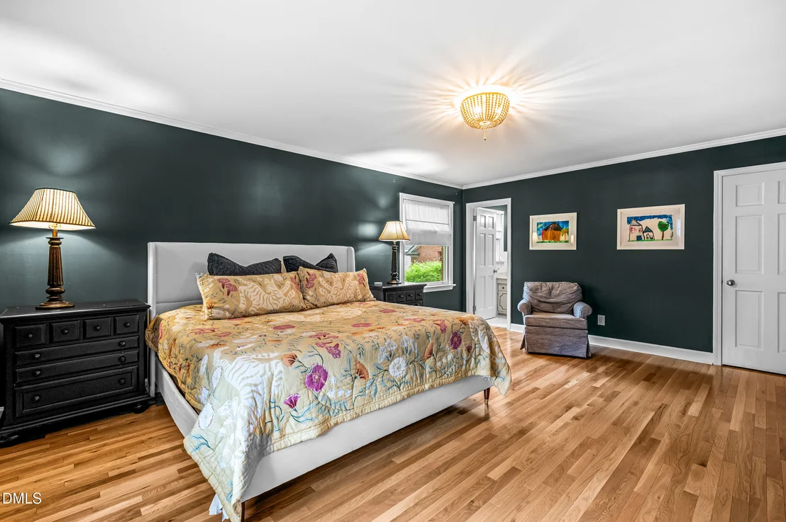 Photo of 1110 Chestnut Drive
