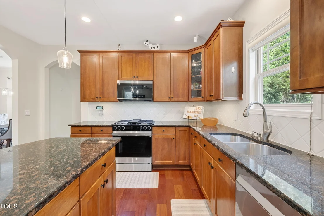 Photo of 9104 Linslade Way