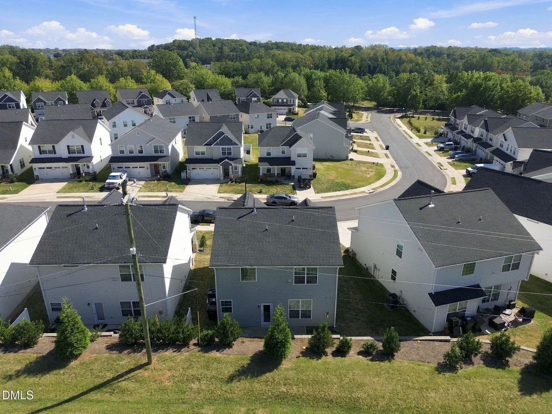 Photo of 2170 Campbell Loop