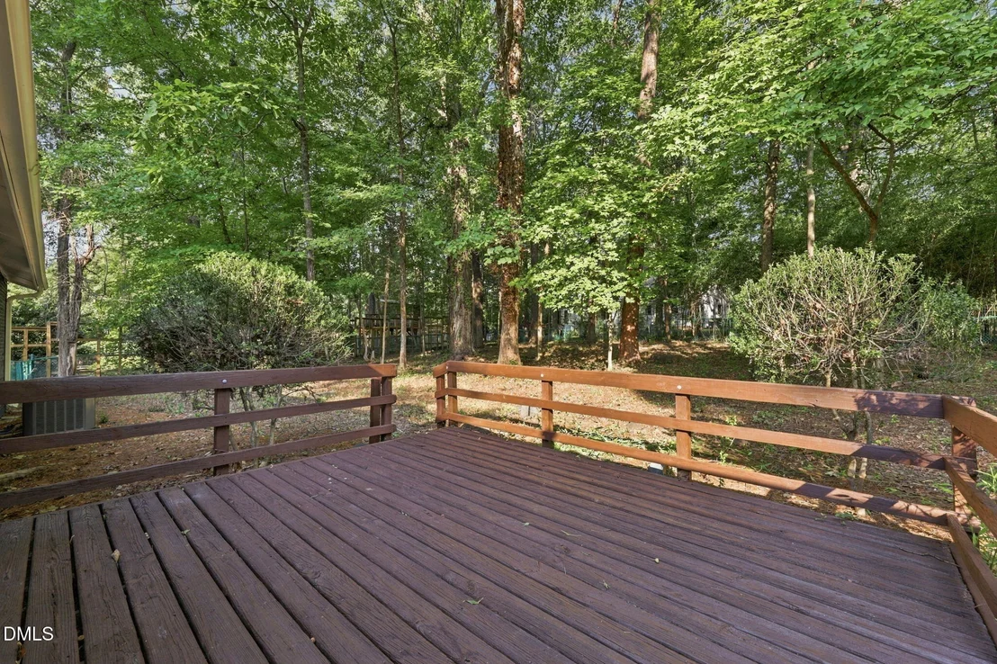 Photo of 404 Longleaf Drive