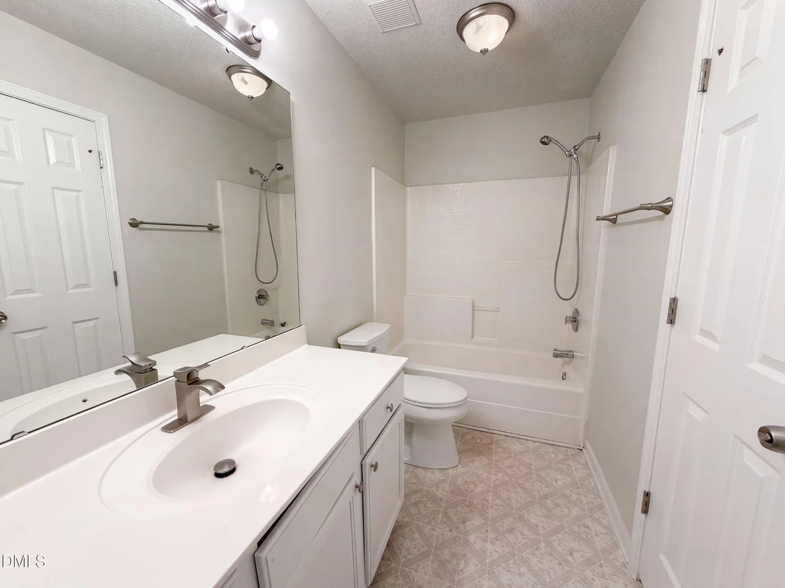 Photo of 1701 Carnation Drive