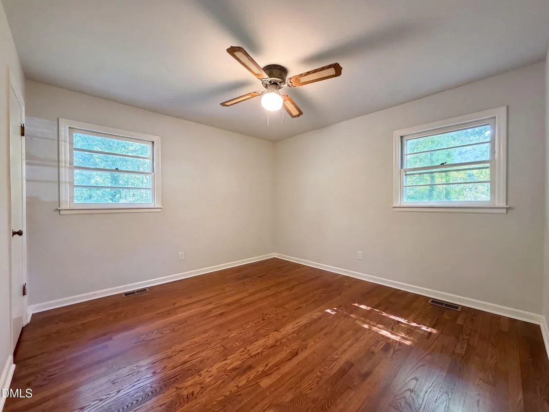 Photo of 3811 Woodside Road