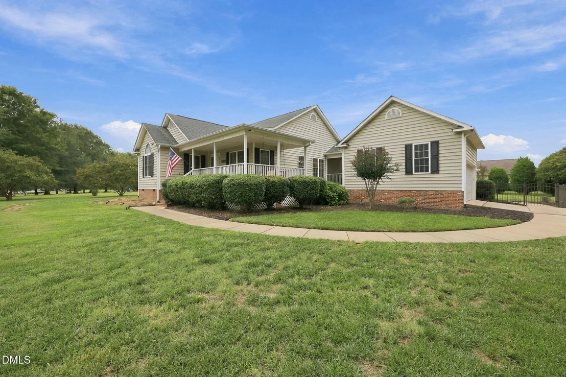 Photo of 309 Virginia Lee Lane