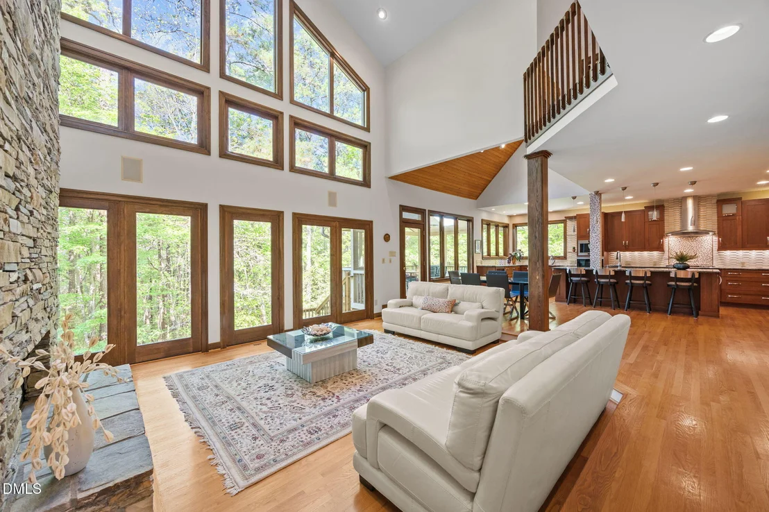 Photo of 12117 Cliffside Circle