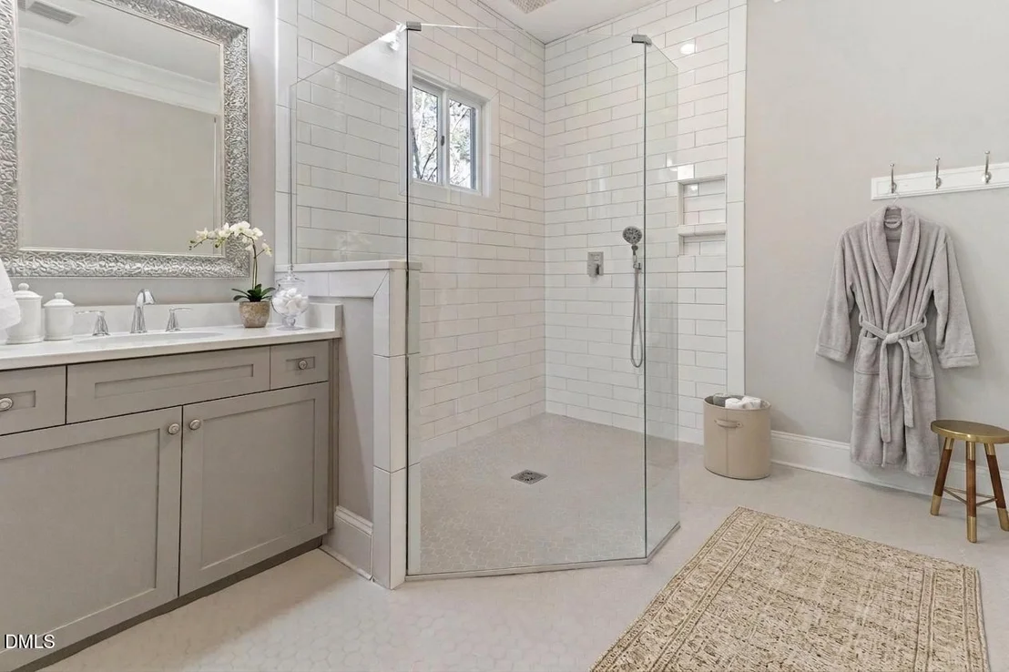 Photo of 122 Essie Drive