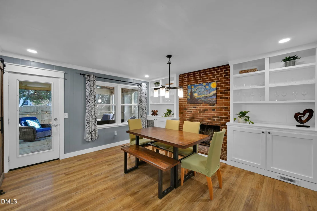 Photo of 5920 Whittier Drive
