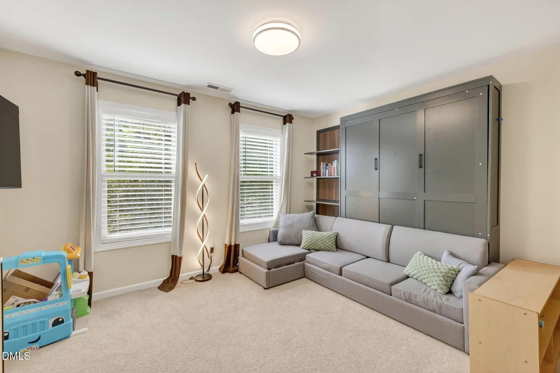 Photo of 9104 Linslade Way