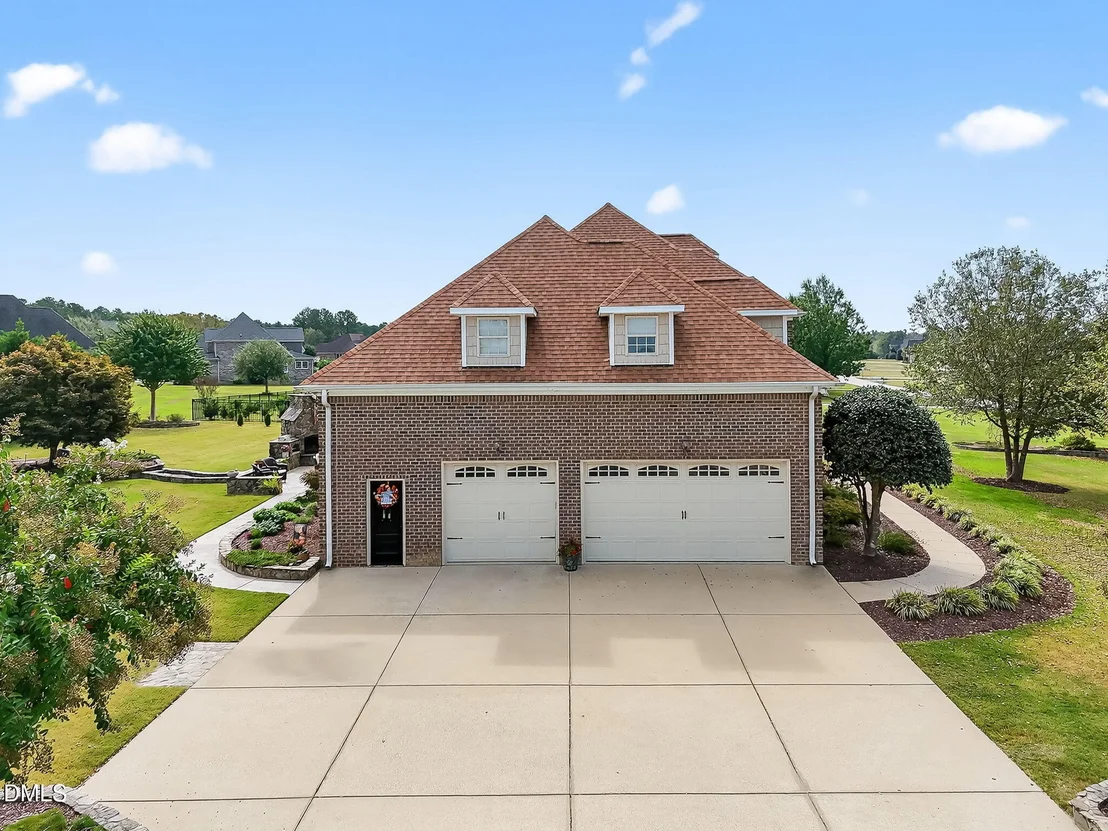 Photo of 296 Shoreline Drive