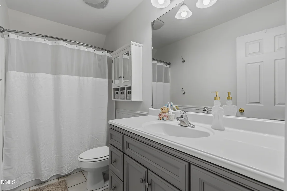 Photo of 1214 Halcyon Place