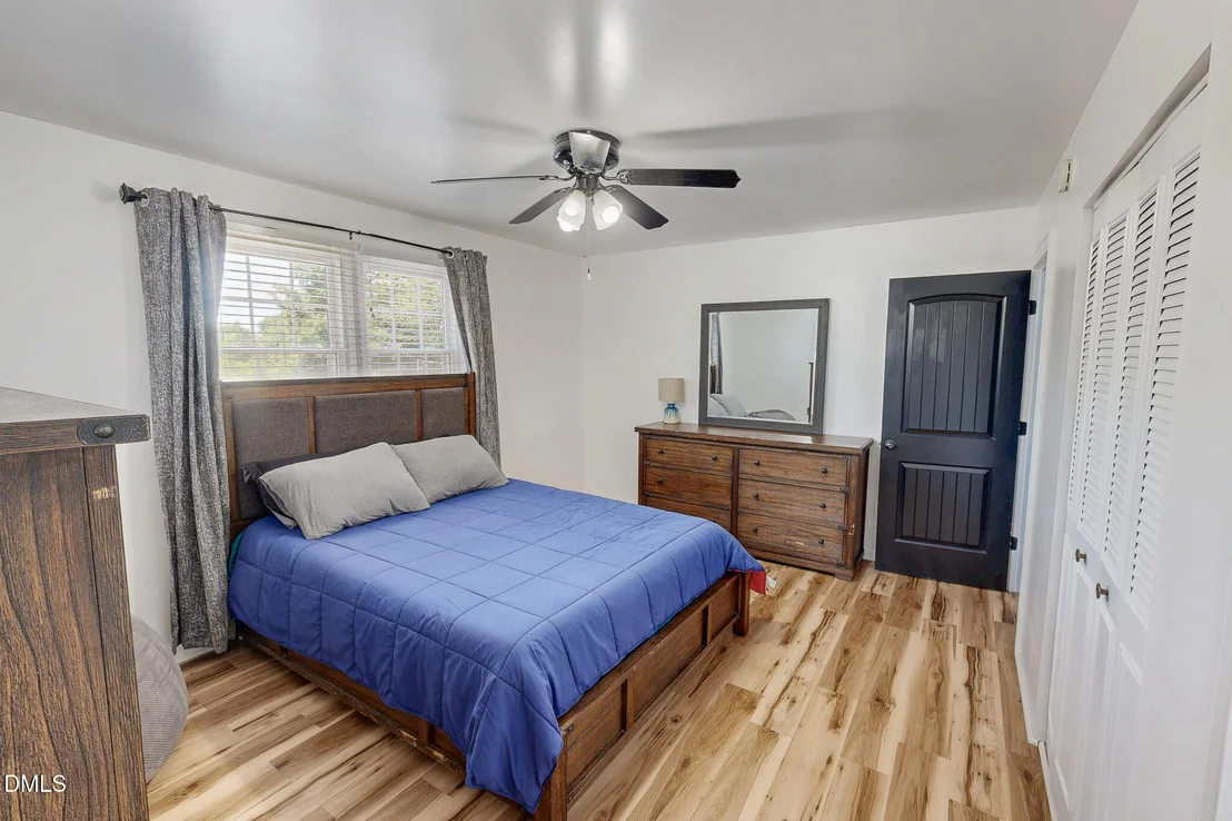 Photo of 1641 Oak Grove Road