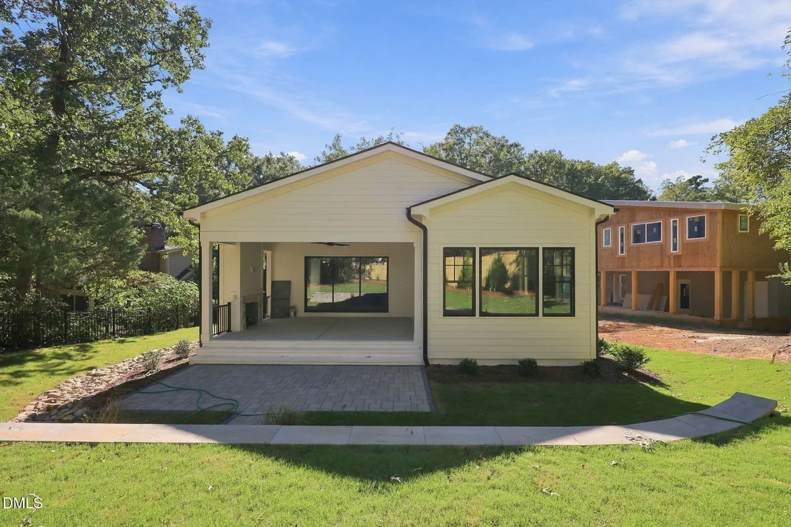 Photo of 2702 N Mayview Road