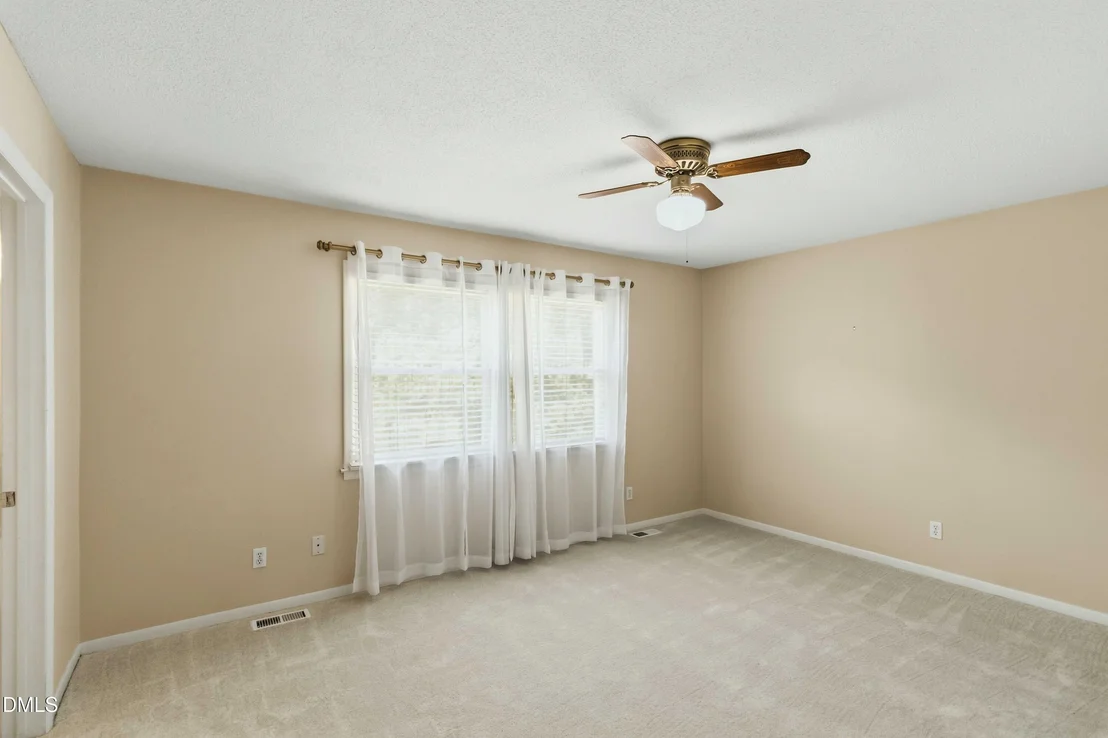 Photo of 1600 Edgebrook Drive