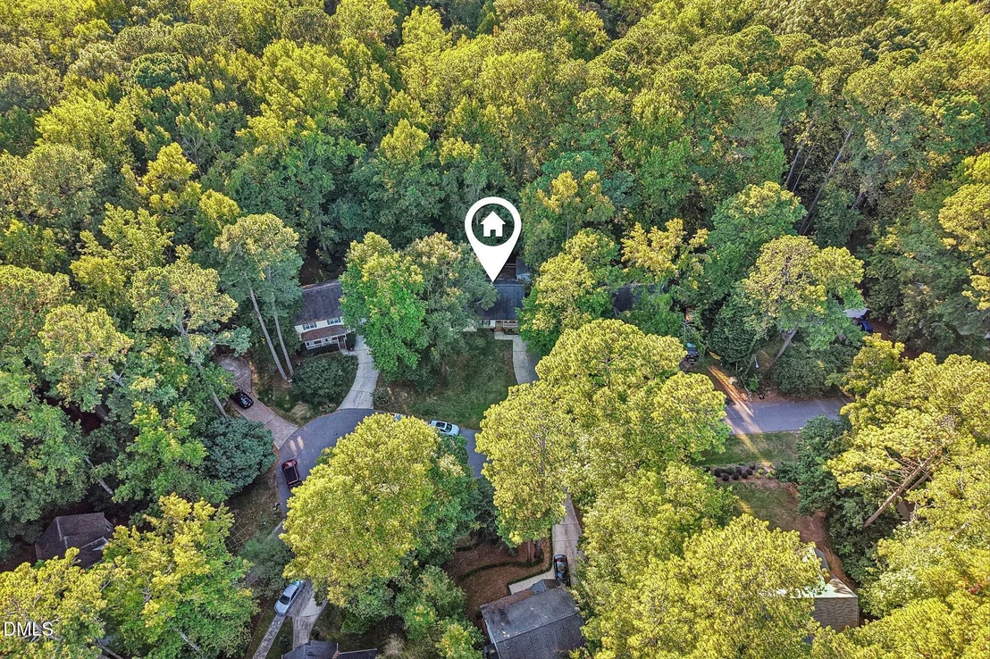 Photo of 8832 Reigate Lane