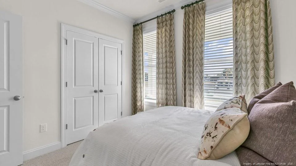 Photo of 1025 Martin Farms Boulevard
