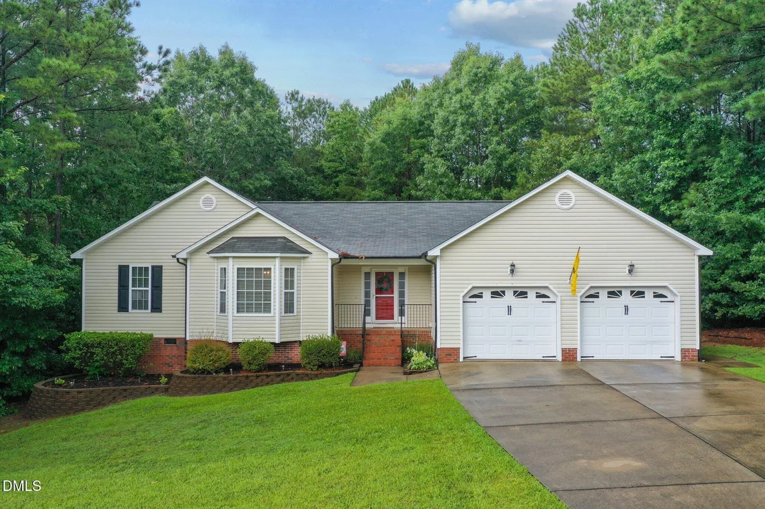 Photo of 262 Clayton Pointe Drive