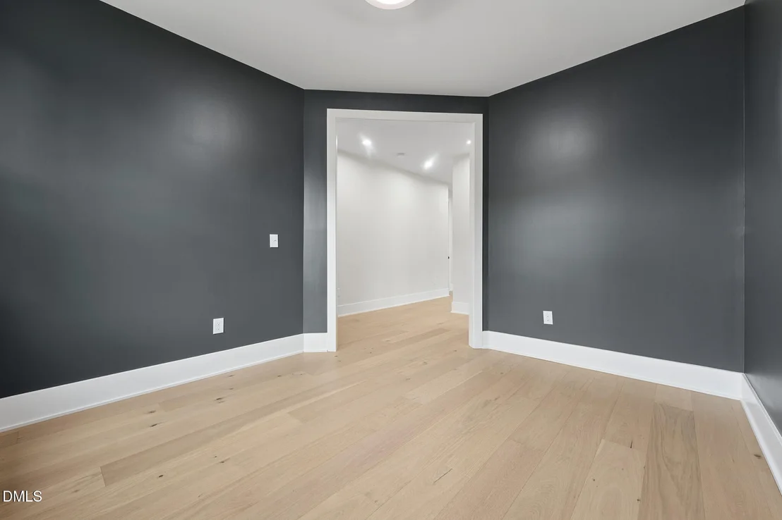 Photo of 633 Conover Road