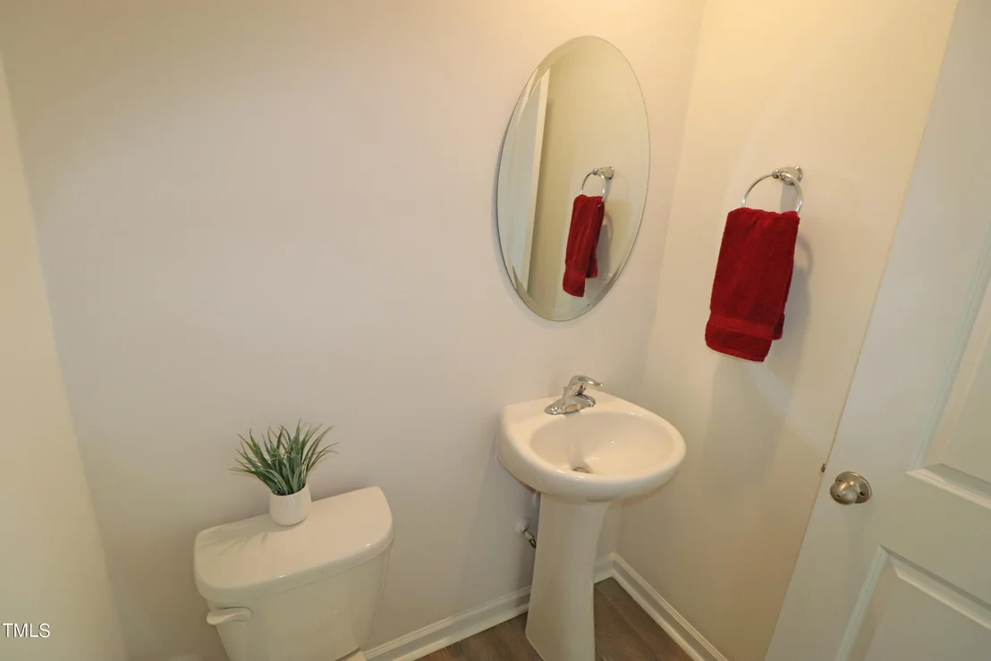 Photo of 5445 Carolines Way