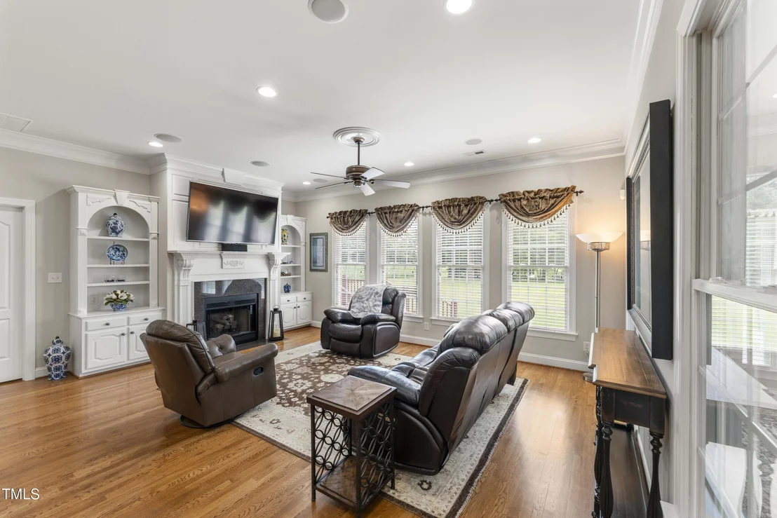Photo of 5633 Baptist Assembly Road