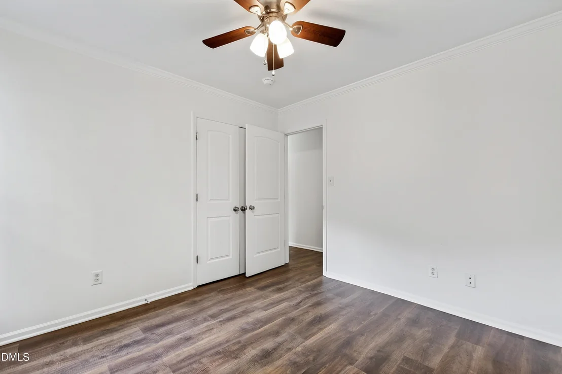 Photo of 1341 Crabtree Boulevard