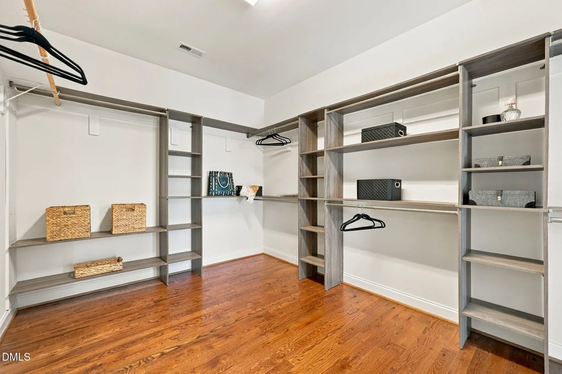 Photo of 931 Regency Cottage Place