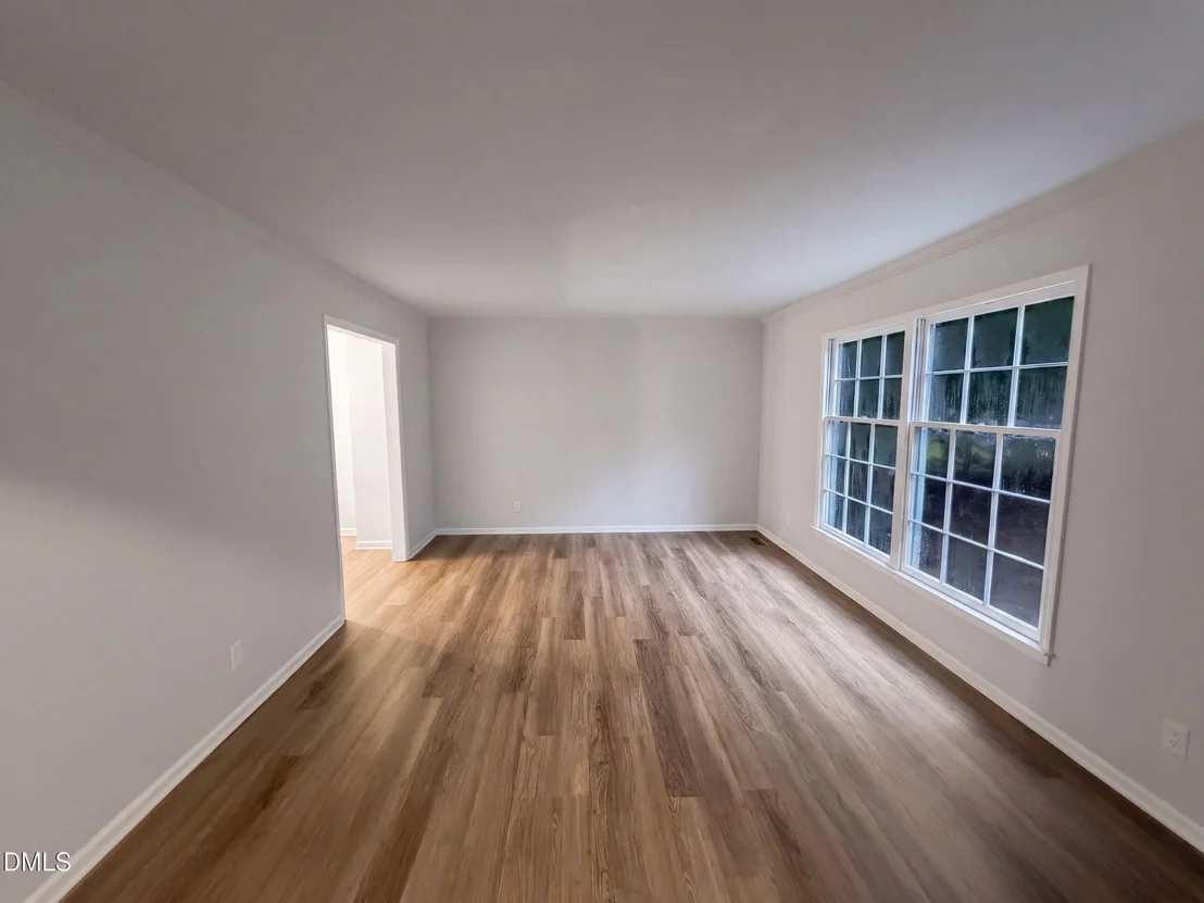 Photo of 1304 Wicklow Drive