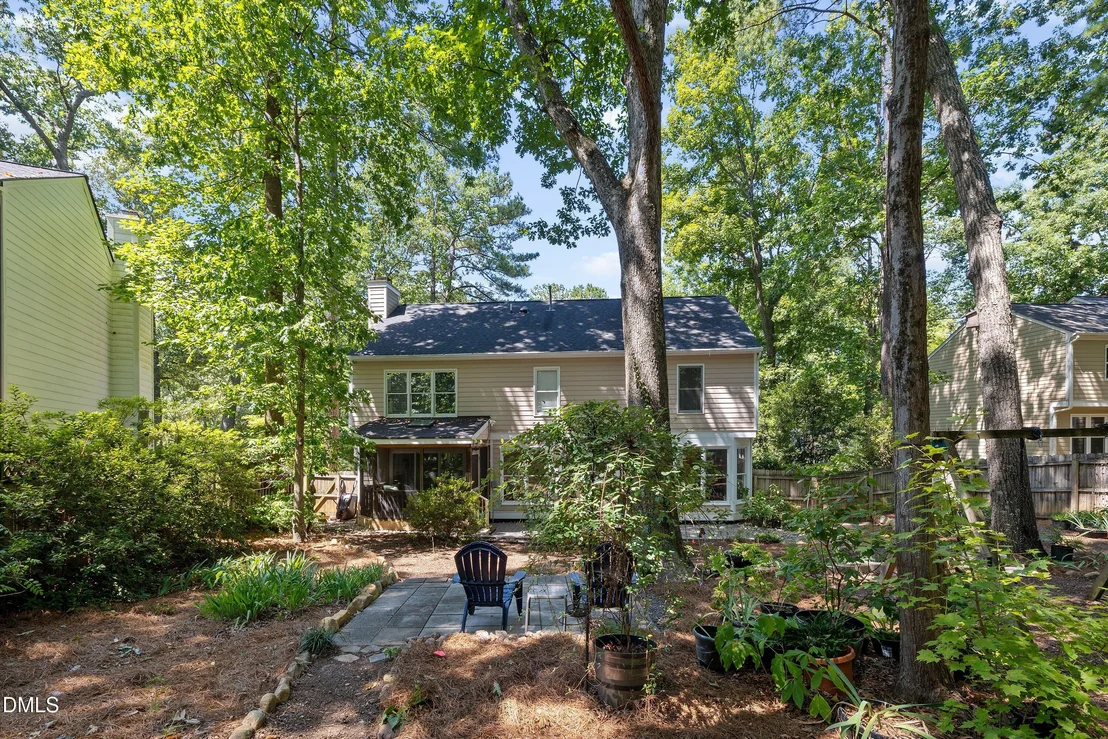 Photo of 1409 Bridgeport Drive