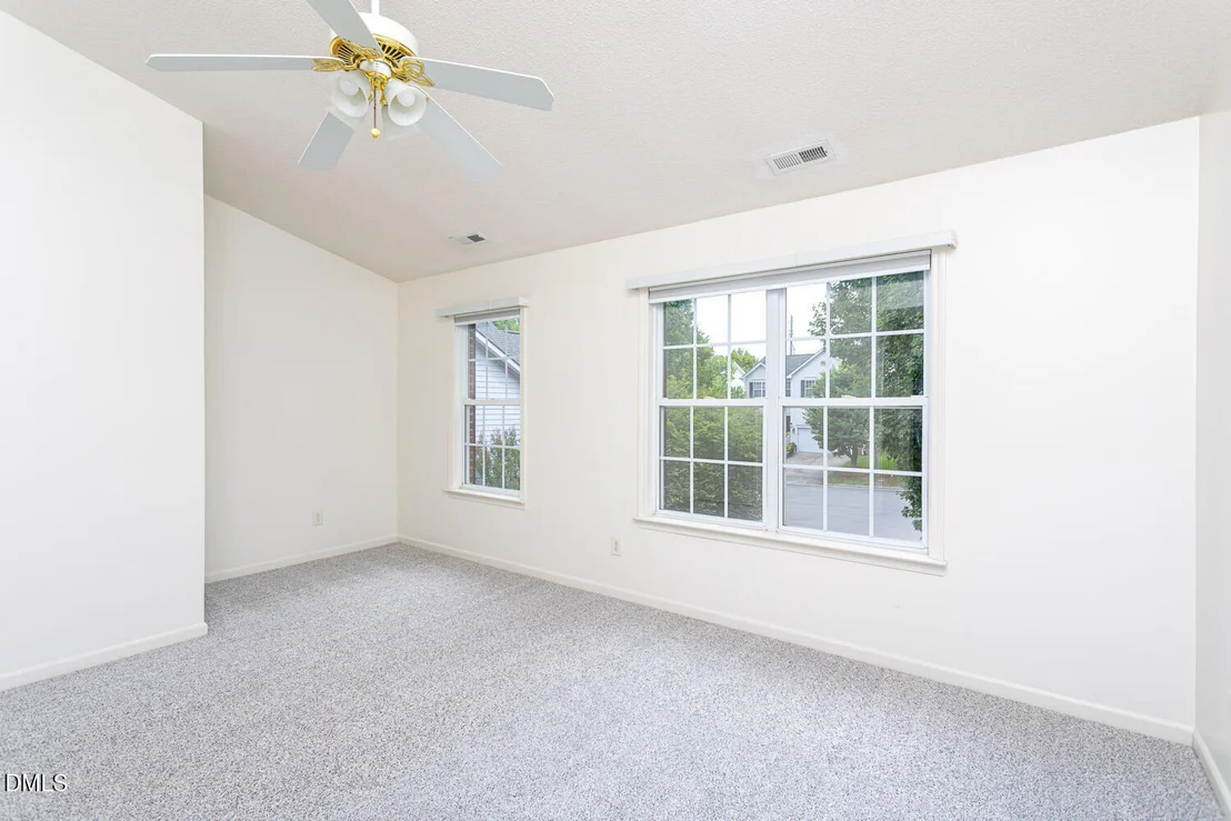 Photo of 208 Troyer Place