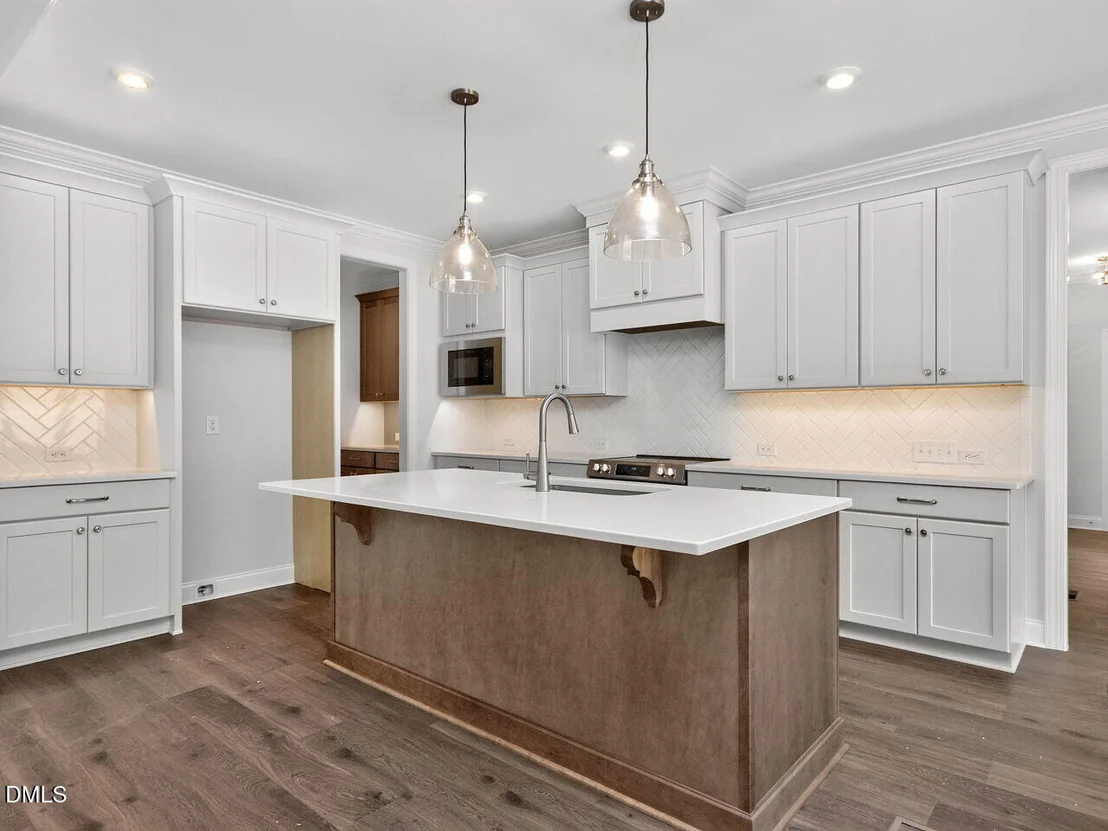Photo of 6026 Scalybark Road