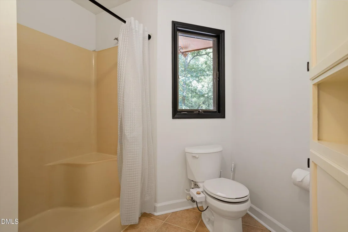 Photo of 1040 Rolling Knoll Road