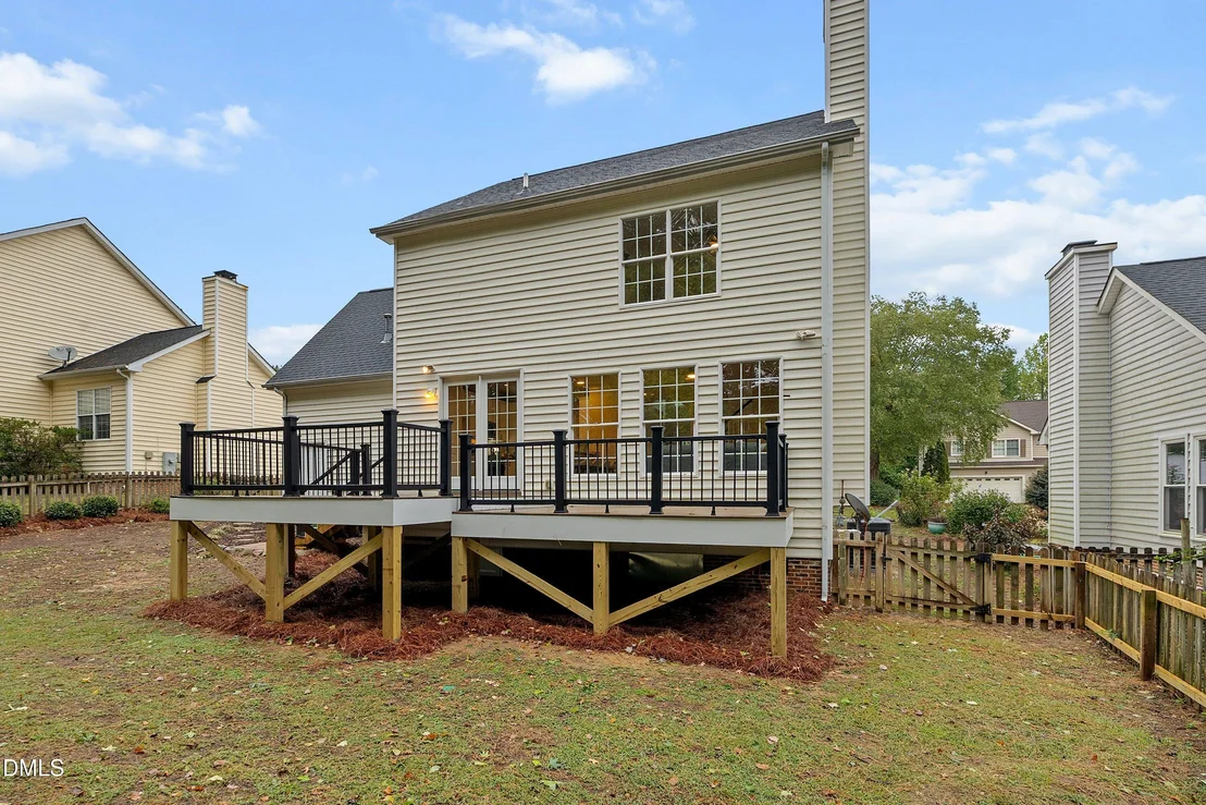 Photo of 711 Midsummer Lane