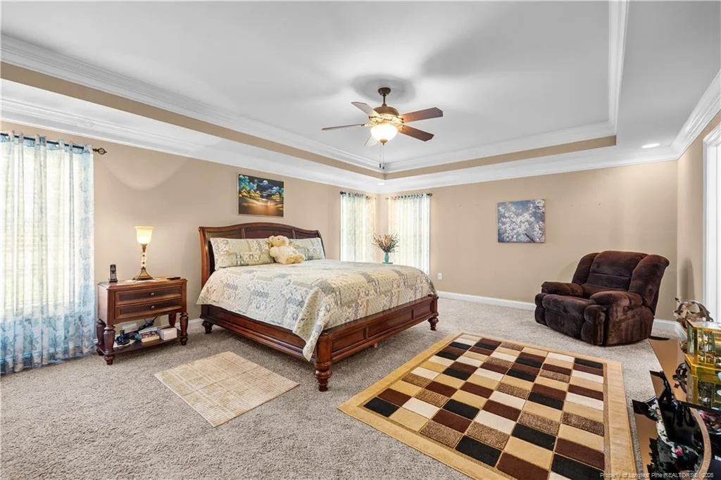 Photo of 605 Oakridge Drive