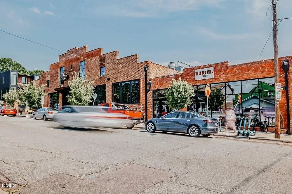 Photo of 1001 Addison Place