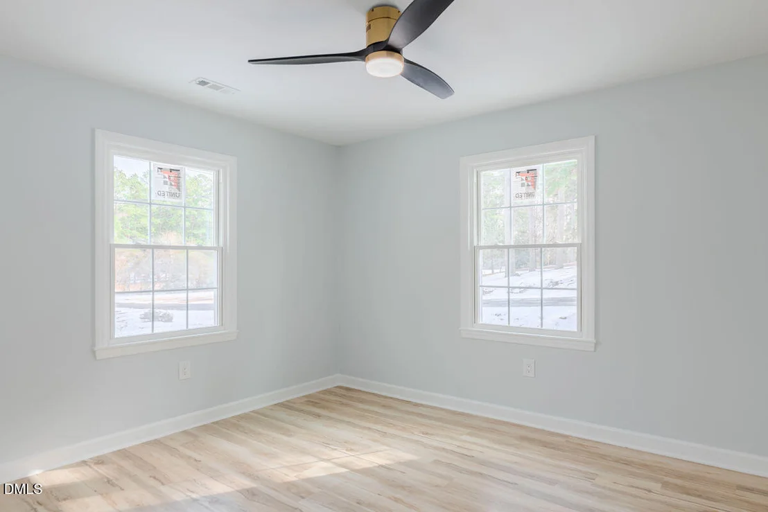 Photo of 24 Pine Street