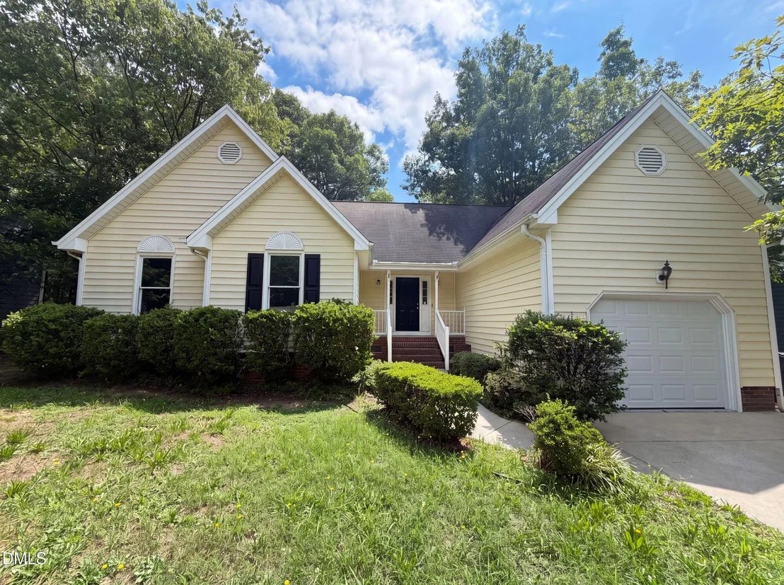 Photo of 1004 Clifford Drive