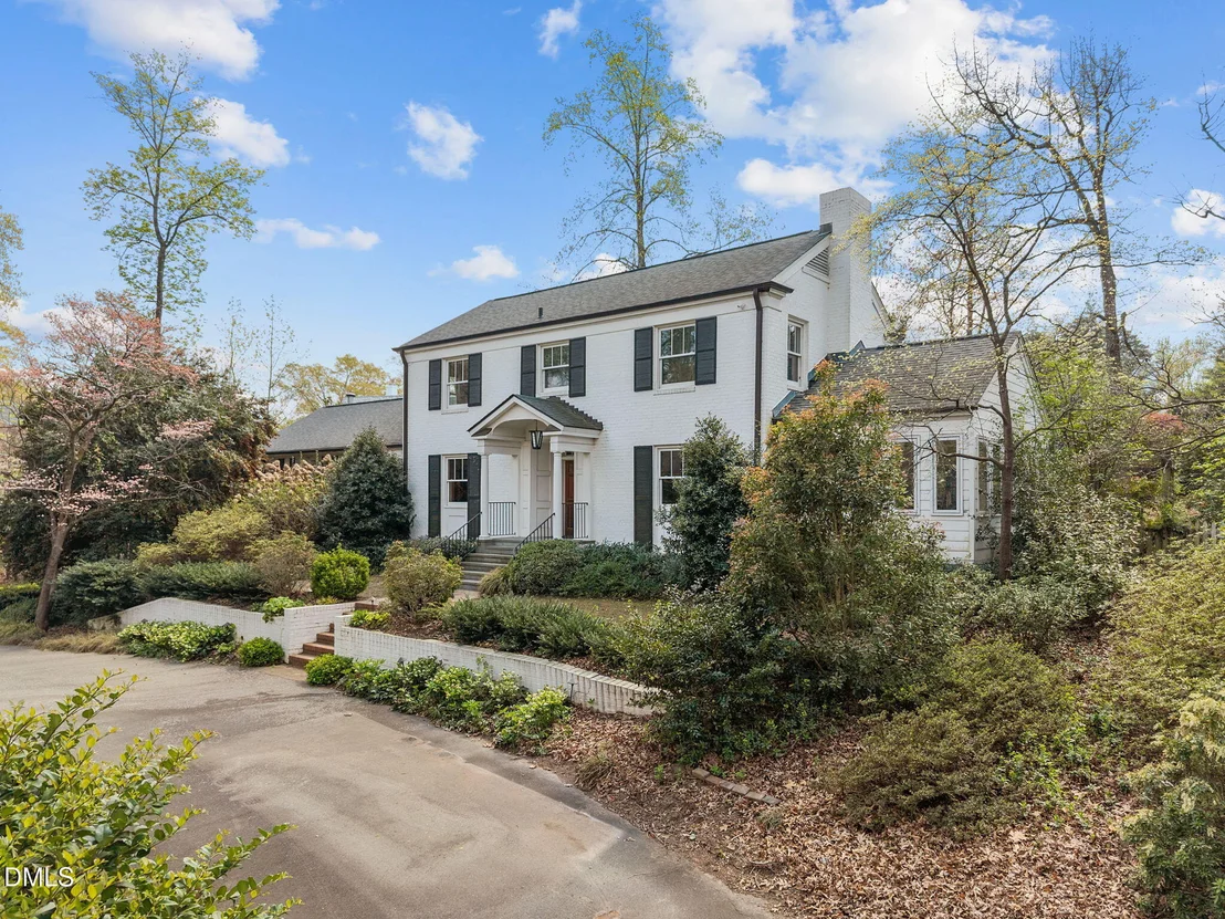 Photo of 2425 Argyle Drive
