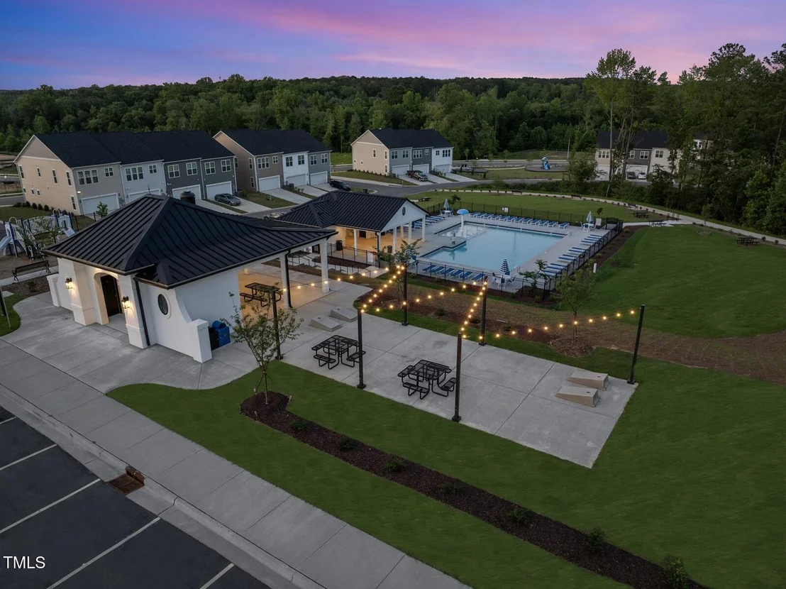 Photo of Unit 43 at 264 Meadowbark Bend
