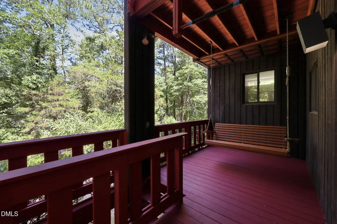 Photo of 910 Tarik Drive