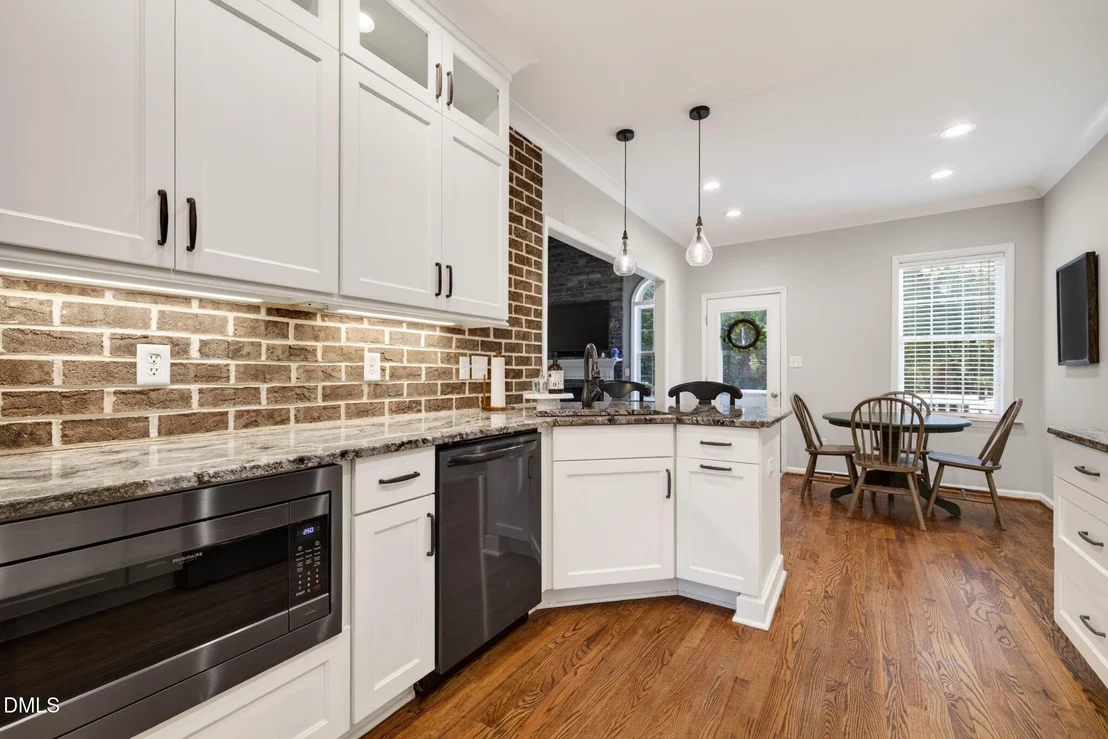 Photo of 239 Tomahawk Drive