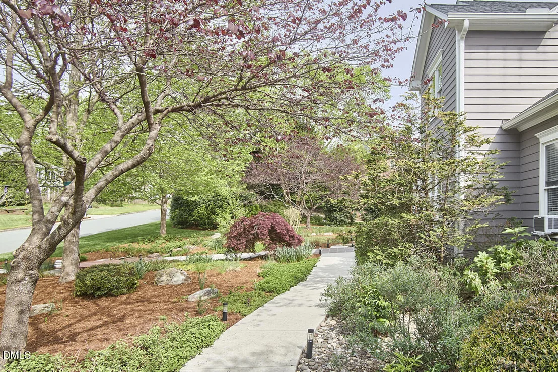 Photo of 4323 Thetford Road